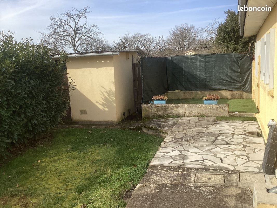 Maison à louer, 59m², Saint-Front-de-Pradoux