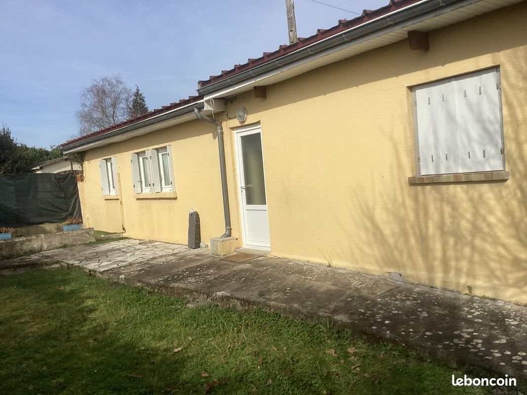 Maison à louer, 59m², Saint-Front-de-Pradoux