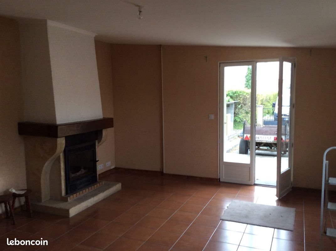 Maison à louer, 59m², Saint-Front-de-Pradoux