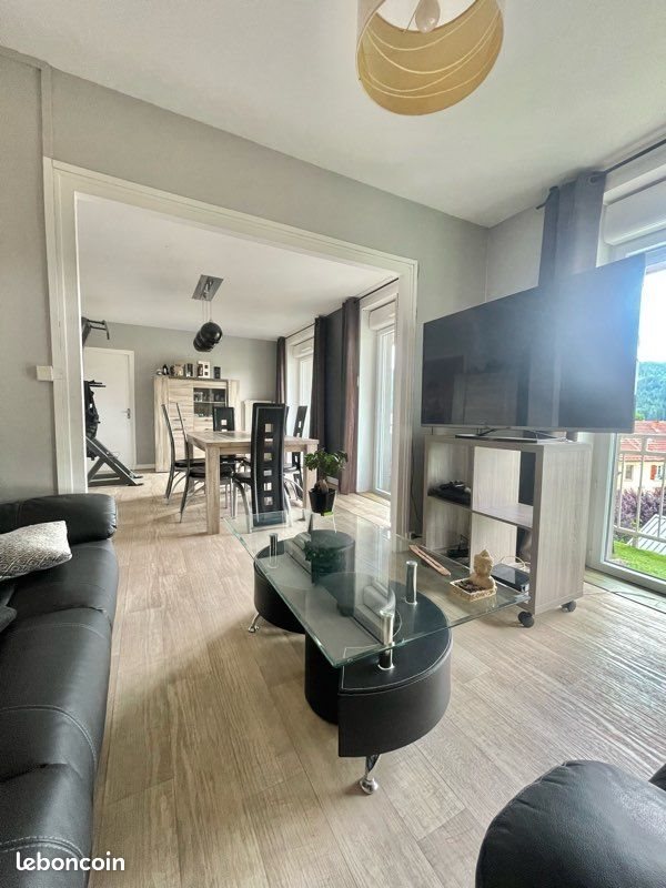 Appartement à louer, 67m², Mouthe