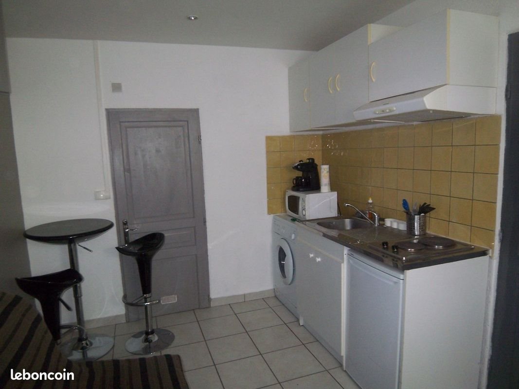 Appartement à louer, 14m², La Crau