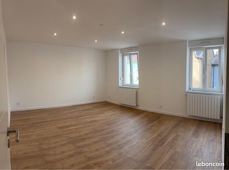 Appartement à louer, 80m², Algrange
