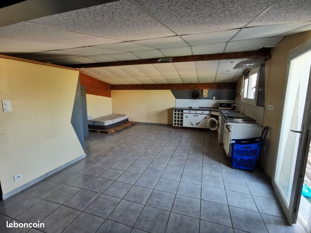 Appartement à louer, 50m², Roquemaure