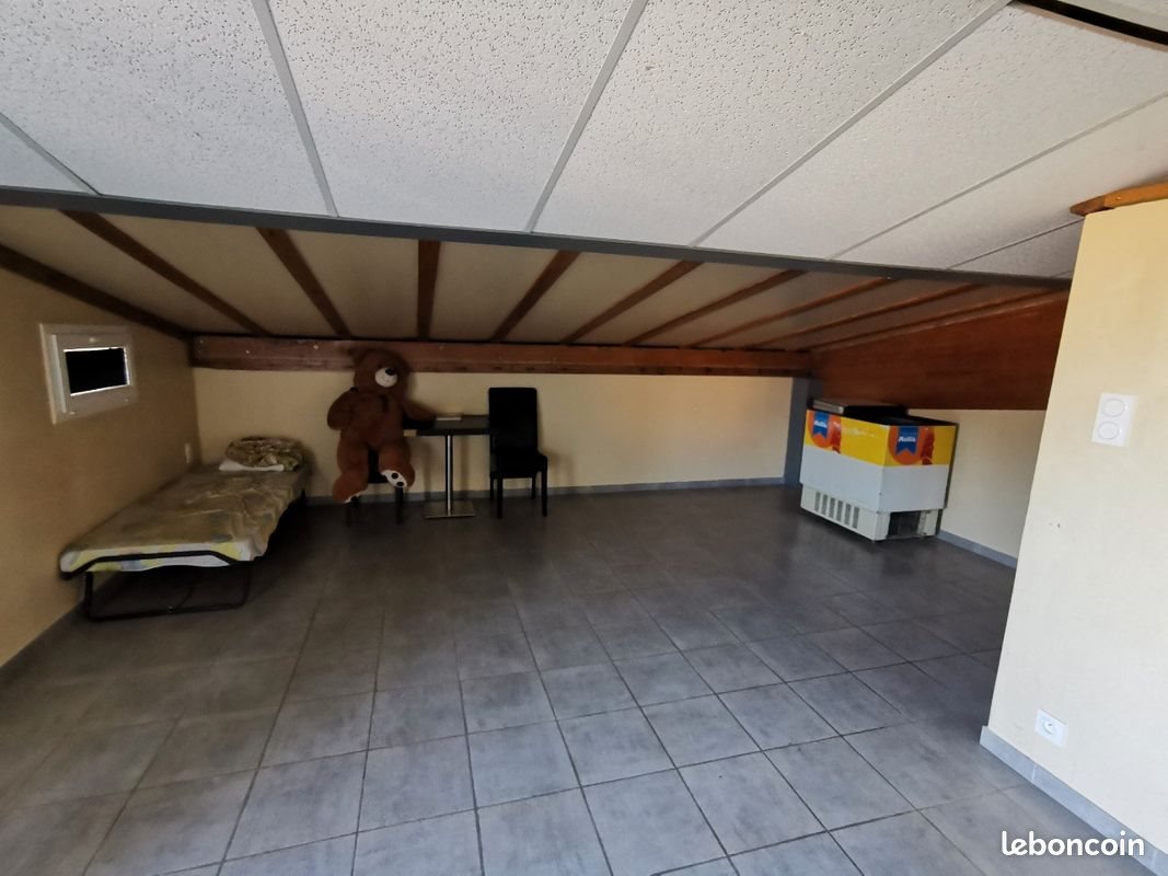 Appartement à louer, 50m², Roquemaure