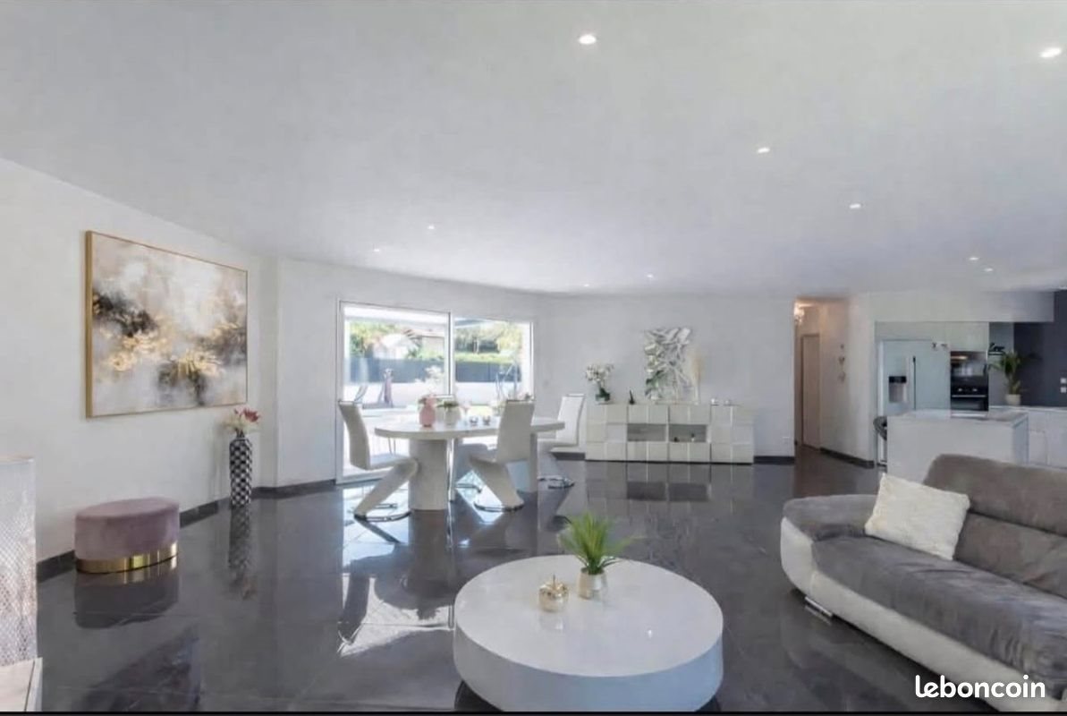 Maison à vendre, 135m², Bonnetan
