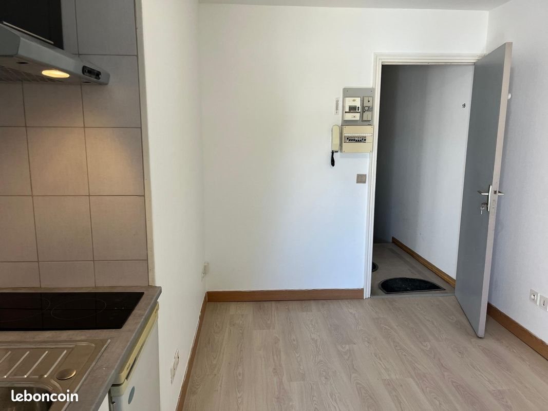 Appartement à louer, 17m², Reims
