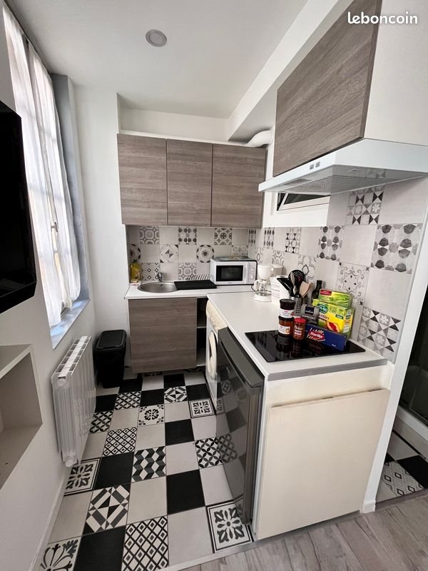 Appartement à louer, 17m², Grasse