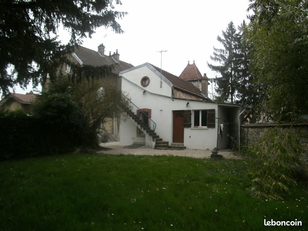 Maison à louer, 70m², Dole