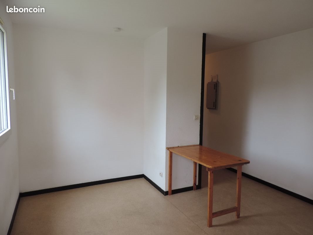 Appartement à louer, 24m², Pau