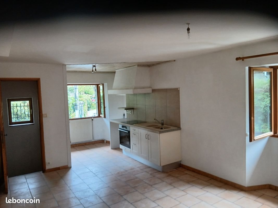 Maison à louer, 75m², Tencin