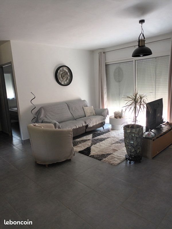 Maison à louer, 77m², Lodève