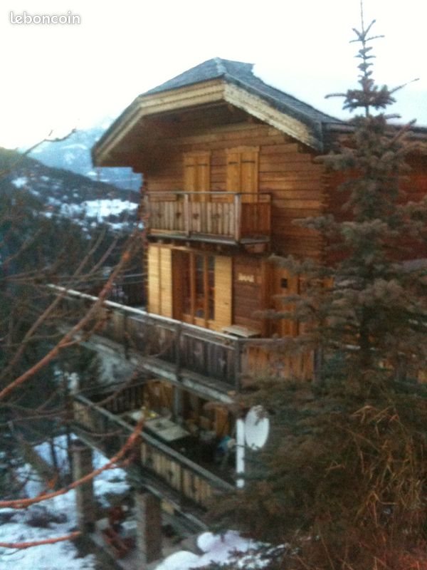 Appartement à louer, 55m², Enchastrayes