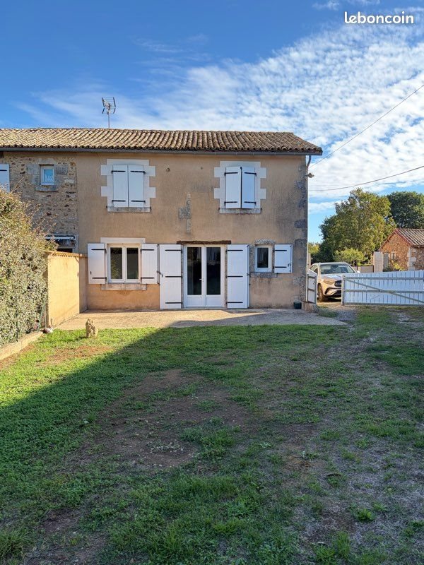 Maison à louer, 85m², Celle-Lévescault