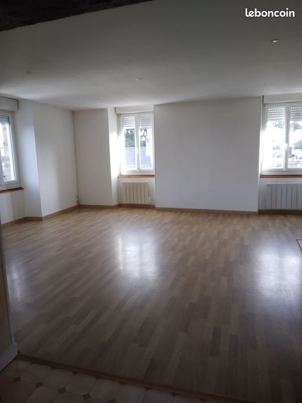 Appartement à louer, 75m², Andouillé