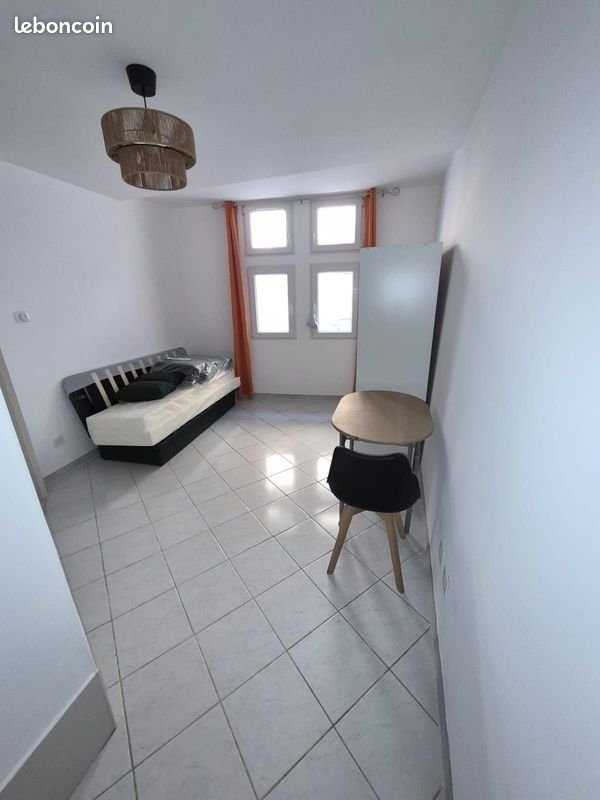 Appartement à louer, 18m², Manosque