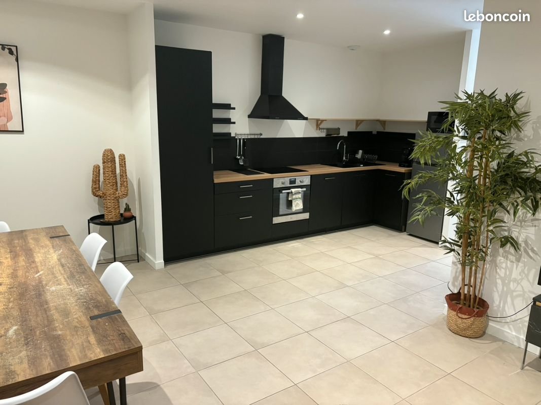 Maison à louer, 90m², Montussan