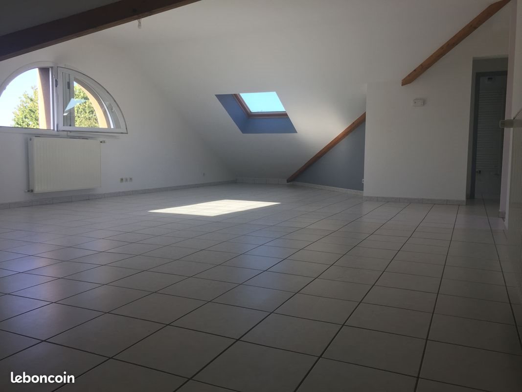 Appartement à louer, 55m², Coin-lès-Cuvry