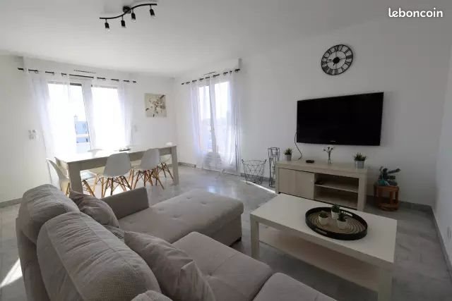 Appartement à vendre, 85m², Fréjus