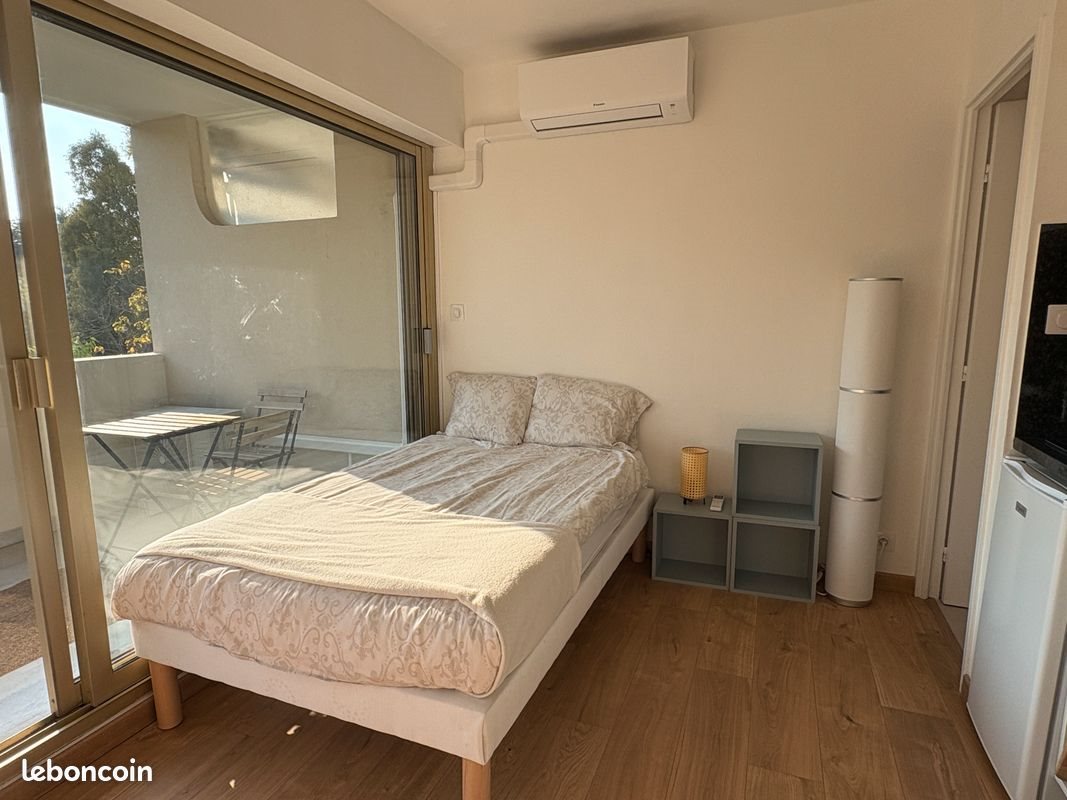 Appartement à louer, 20m², Antibes