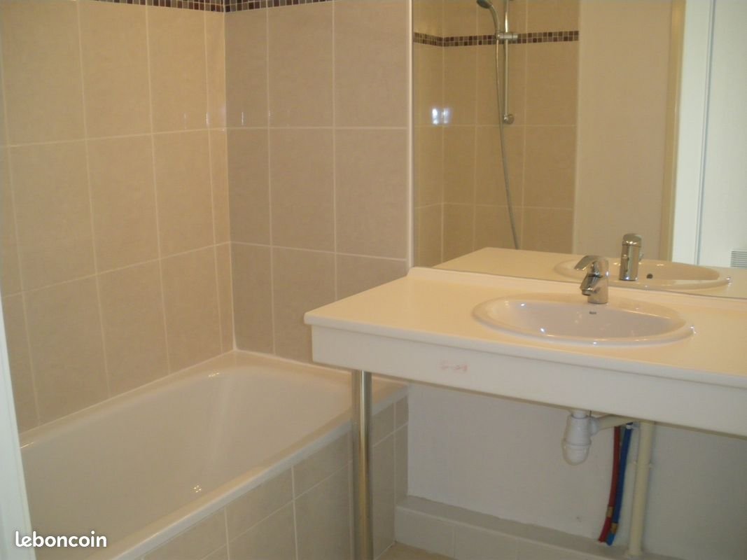 Appartement à louer, 45m², La Fare-les-Oliviers