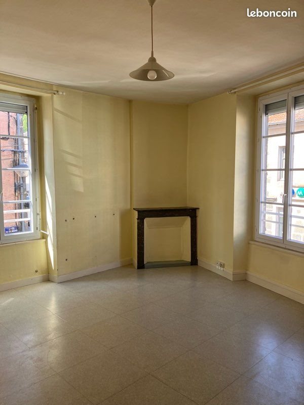 Appartement à louer, 29m², Pontgibaud