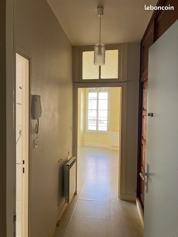Appartement à louer, 29m², Pontgibaud