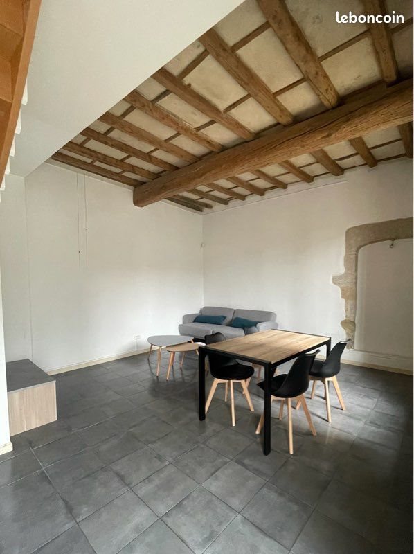 Maison à louer, 75m², Calvisson