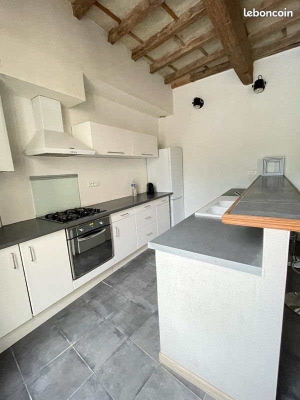 Maison à louer, 75m², Calvisson