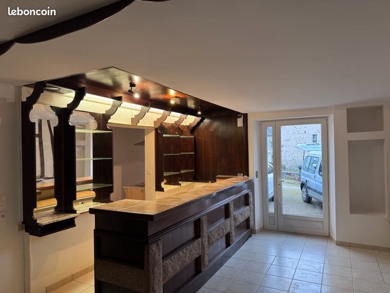 Appartement à louer, 76m², Solignac