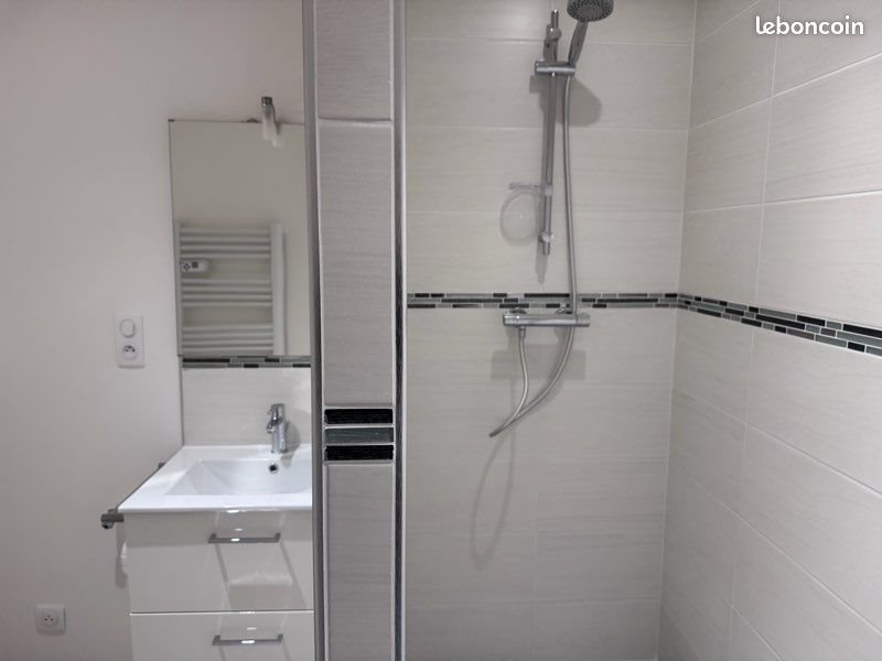 Appartement à louer, 76m², Solignac