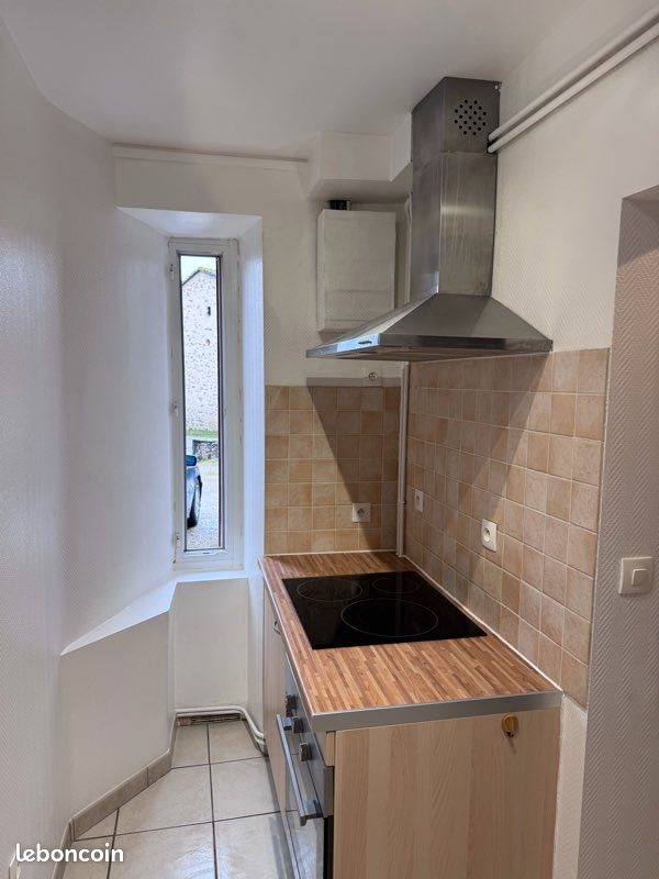 Appartement à louer, 76m², Solignac