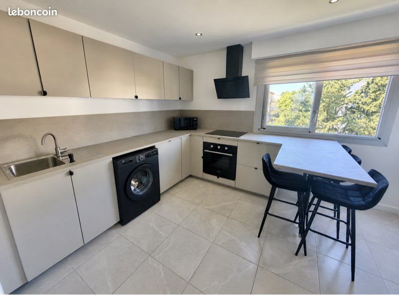 Appartement à vendre, 60m², Nîmes