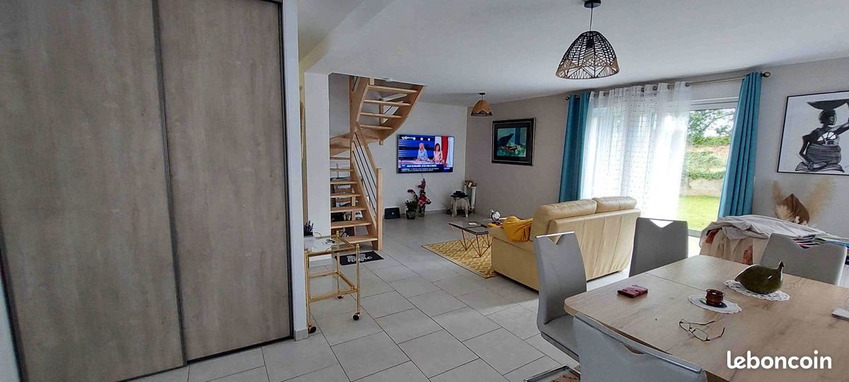Maison à louer, 105m², La Chapelle-Bouëxic