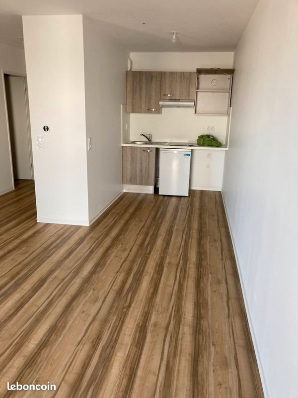 Appartement à louer, 43m², Cenon
