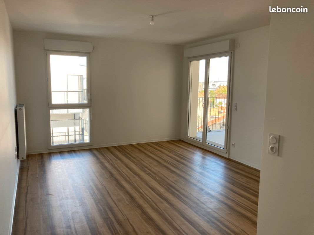Appartement à louer, 43m², Cenon