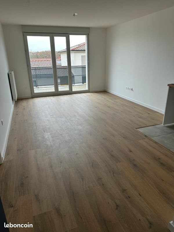 Appartement à louer, 59m², Bruguières