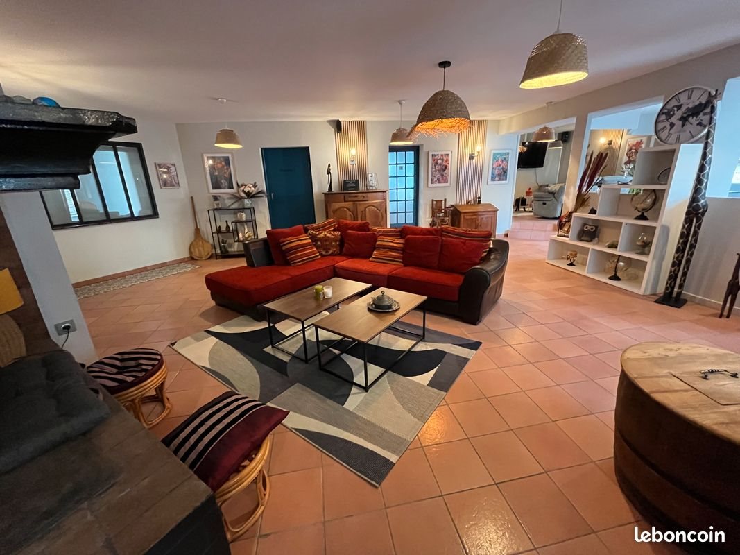 Maison à vendre, 260m², Lavelanet