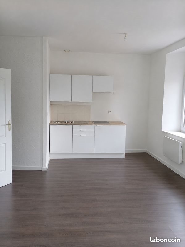 Appartement à louer, 60m², Wignehies
