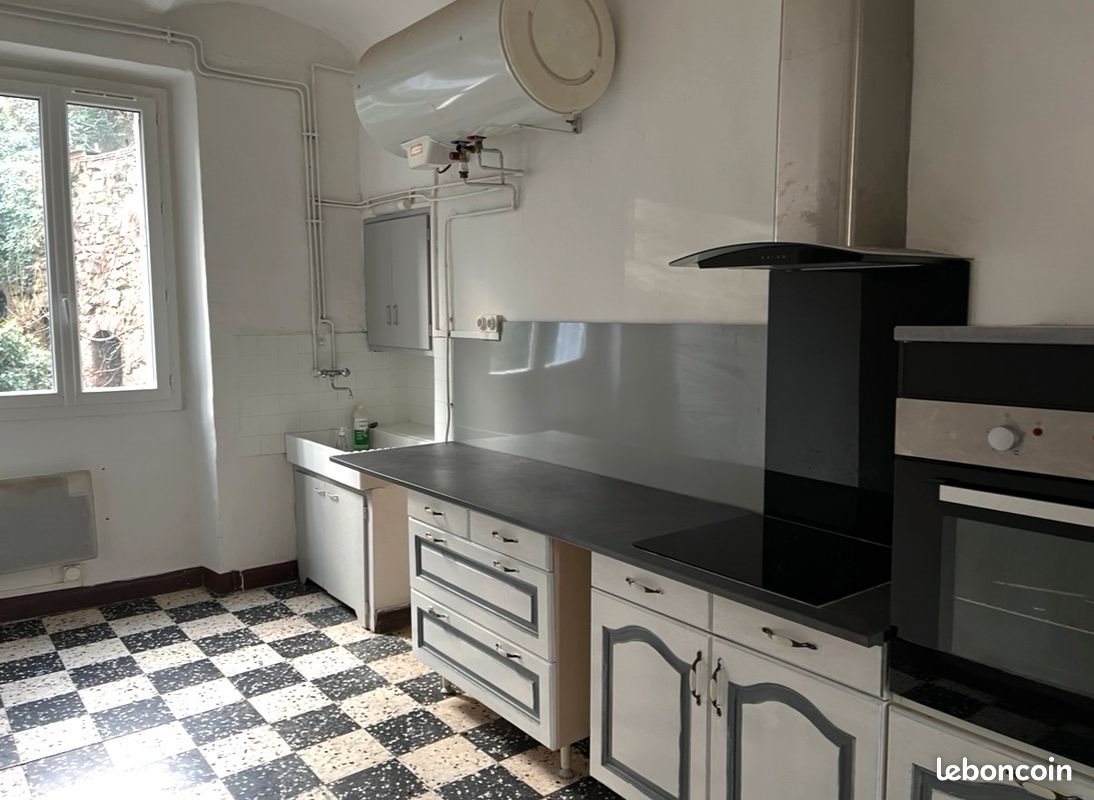 Appartement à louer, 90m², Bessèges