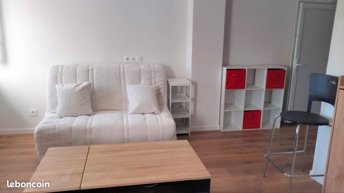 Appartement à louer, 21m², Chomérac