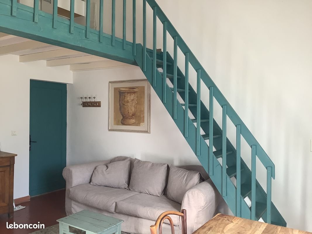 Appartement à louer, 28m², La Roque-d'Anthéron