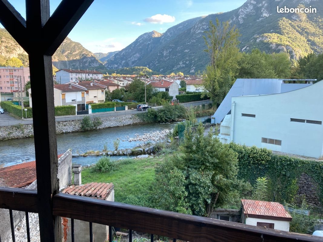 Appartement à louer, 72m², Tarascon-sur-Ariège