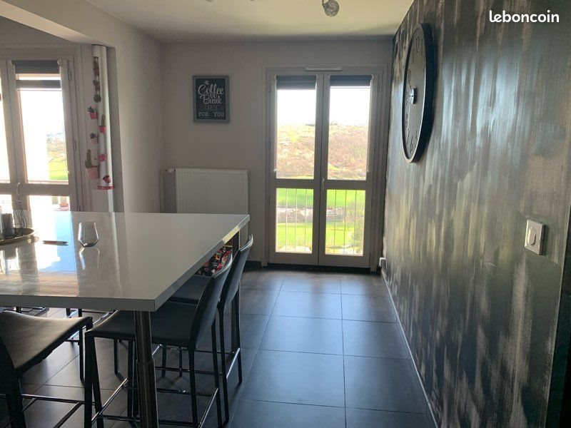 Appartement à vendre, 90m², Saint-Genest-Lerpt