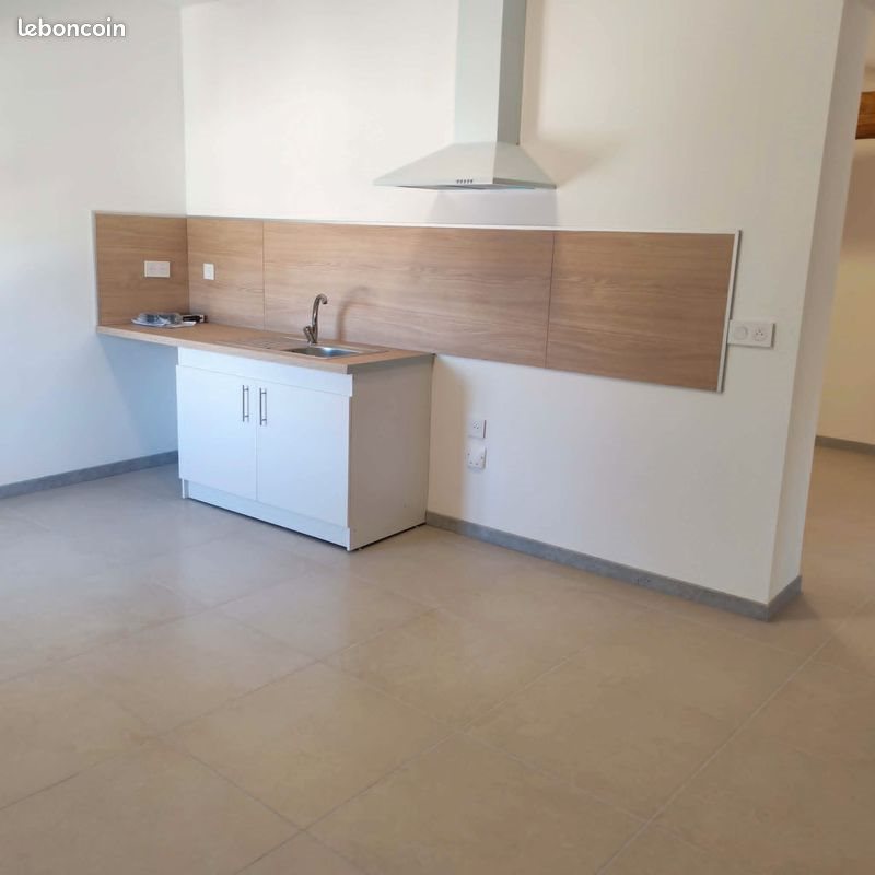 Appartement à louer, 50m², Montlieu-la-Garde
