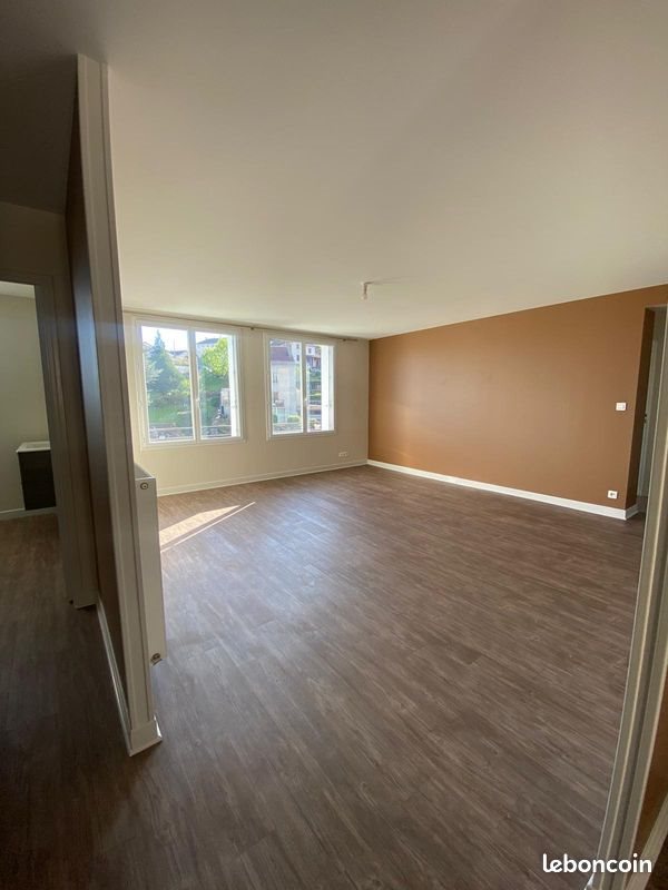 Appartement à louer, 88m², Aurillac
