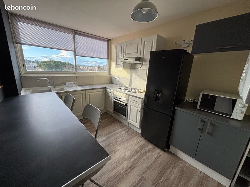 Appartement à vendre, 67m², Bagnols-sur-Cèze