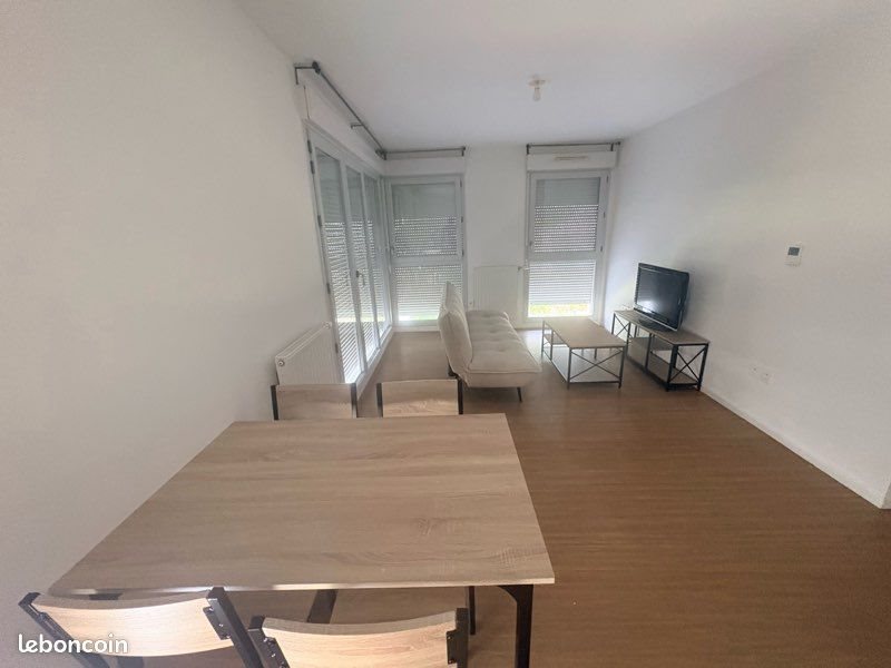 Appartement à louer, 40m², Mantes-la-Ville