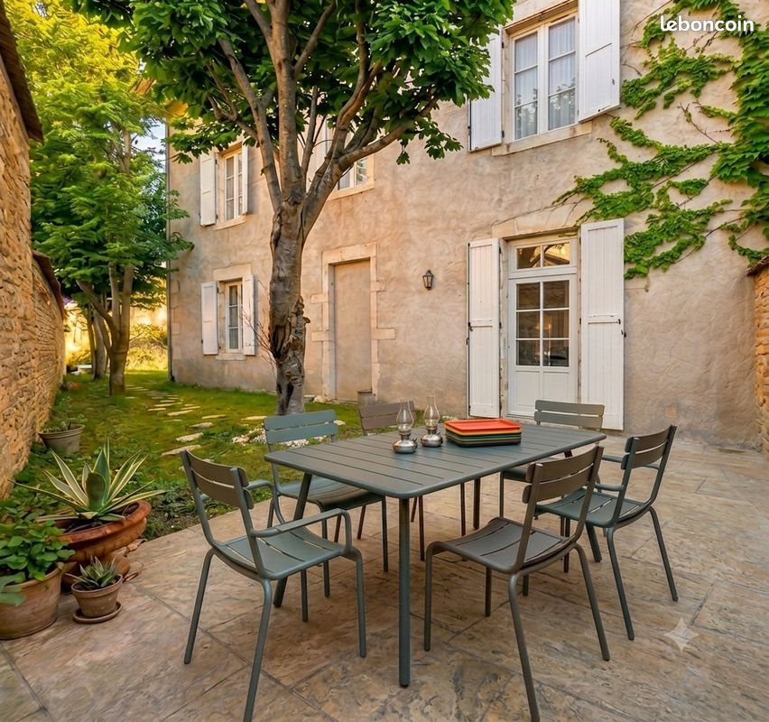 Maison à vendre, 225m², Bourg-en-Bresse