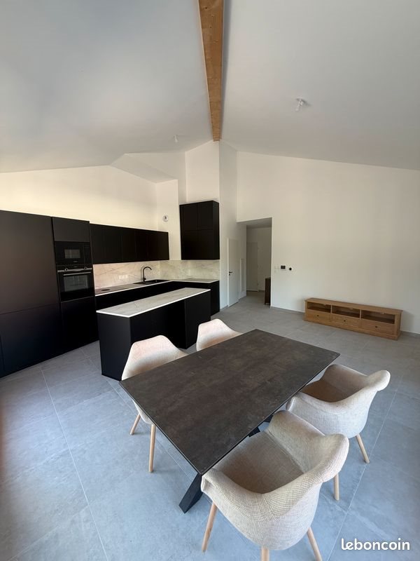 Appartement à louer, 86m², Yvoire