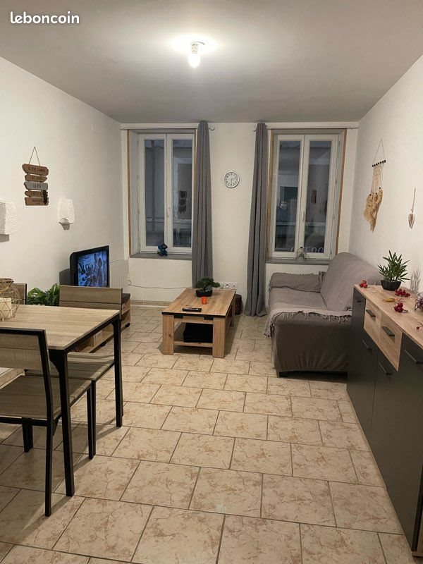 Appartement à louer, 70m², La Guerche-sur-l'Aubois